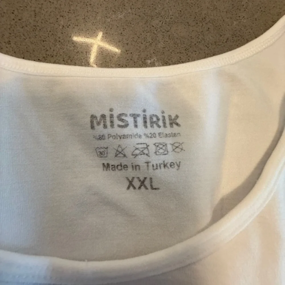2 Men's Compression Undershirt Slimming Tanks Shirt Abdomen XXL EUC